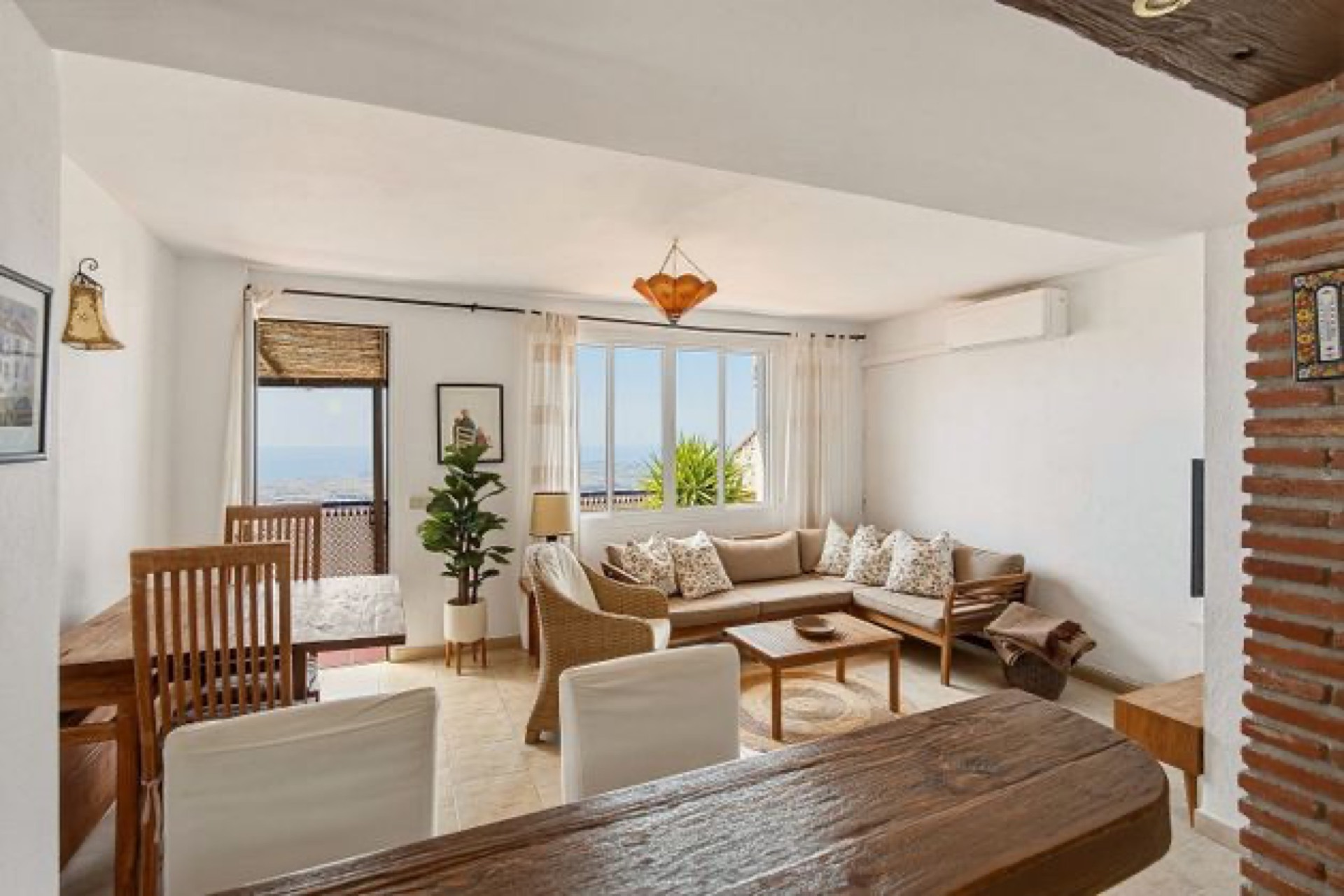 Bright living and dining room